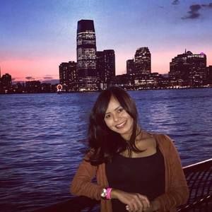 Meet your Posher, Ana paula